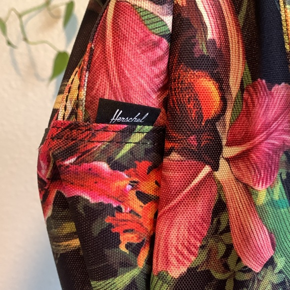 NWOT HERSCHEL X Hoffman Nova Mini Backpack Floral print bag - Picture 9 of 16